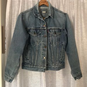 Levi’s trucker jacket, M, 90s style